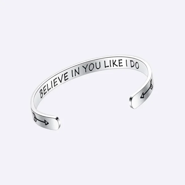 Classic Leather Cuff